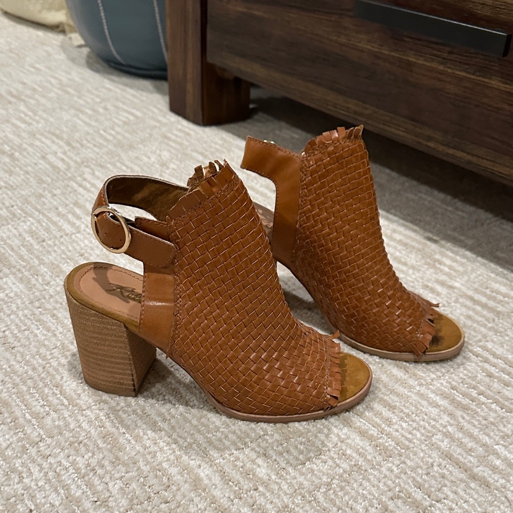 Rebels Tan Woven Block Heel Sandals
